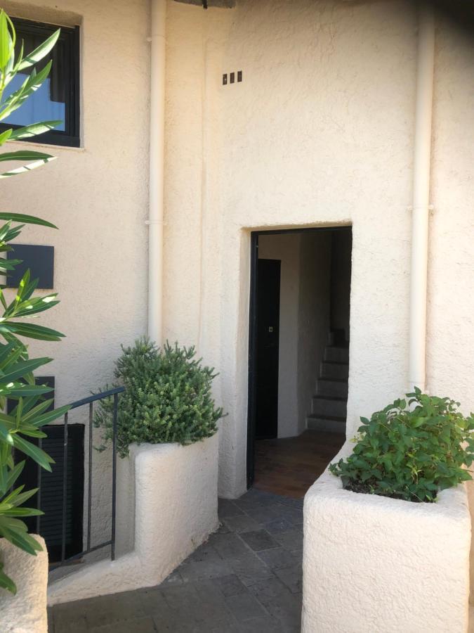 Petit Cocon Magnifique Vue Sur Marina Dans Le Golfe De Saint Tropez Apartamento Cogolin Exterior foto